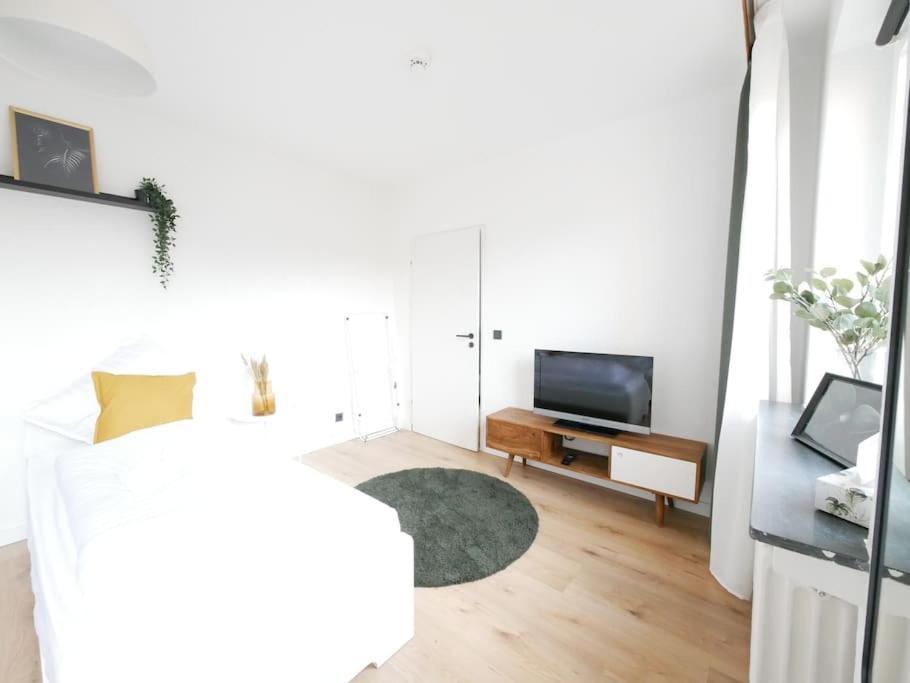 Apartamento 69 M², Zentral, Balkon, Stilvoll *